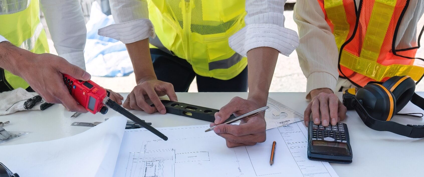 Obra civil - Grupo LYP